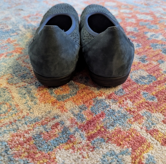 Mephisto Women's 8 Elsie Perf Perferated Ballet Flats Leather Blue - Picture 5 of 9